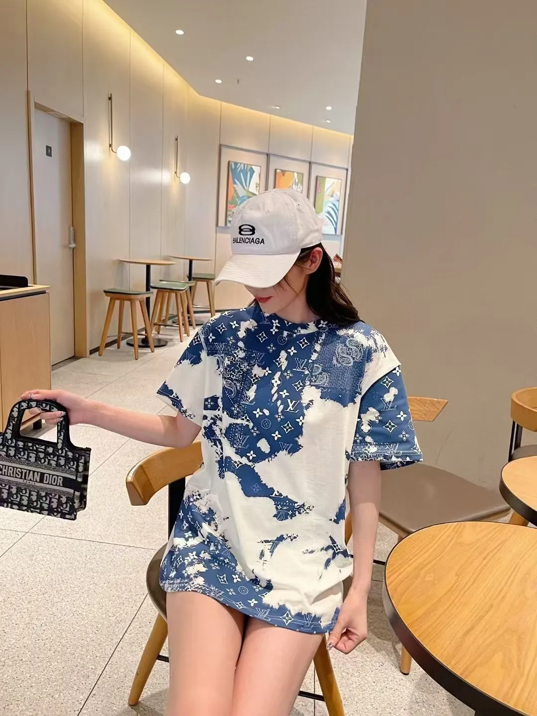 Louis Vuitton/
